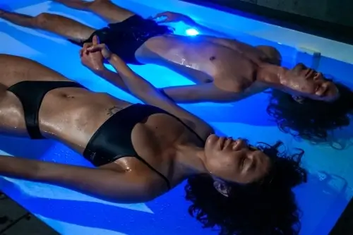 Couples Flotage (Flotation & Massage) thumbnail