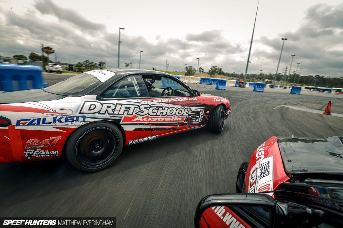 Learn How to Drift a Race Car thumbnail