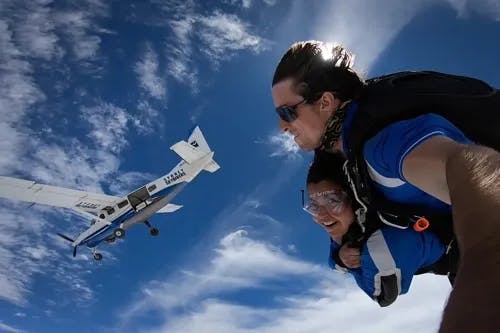 Heart-Racing, High-Flying Tandem Skydive thumbnail